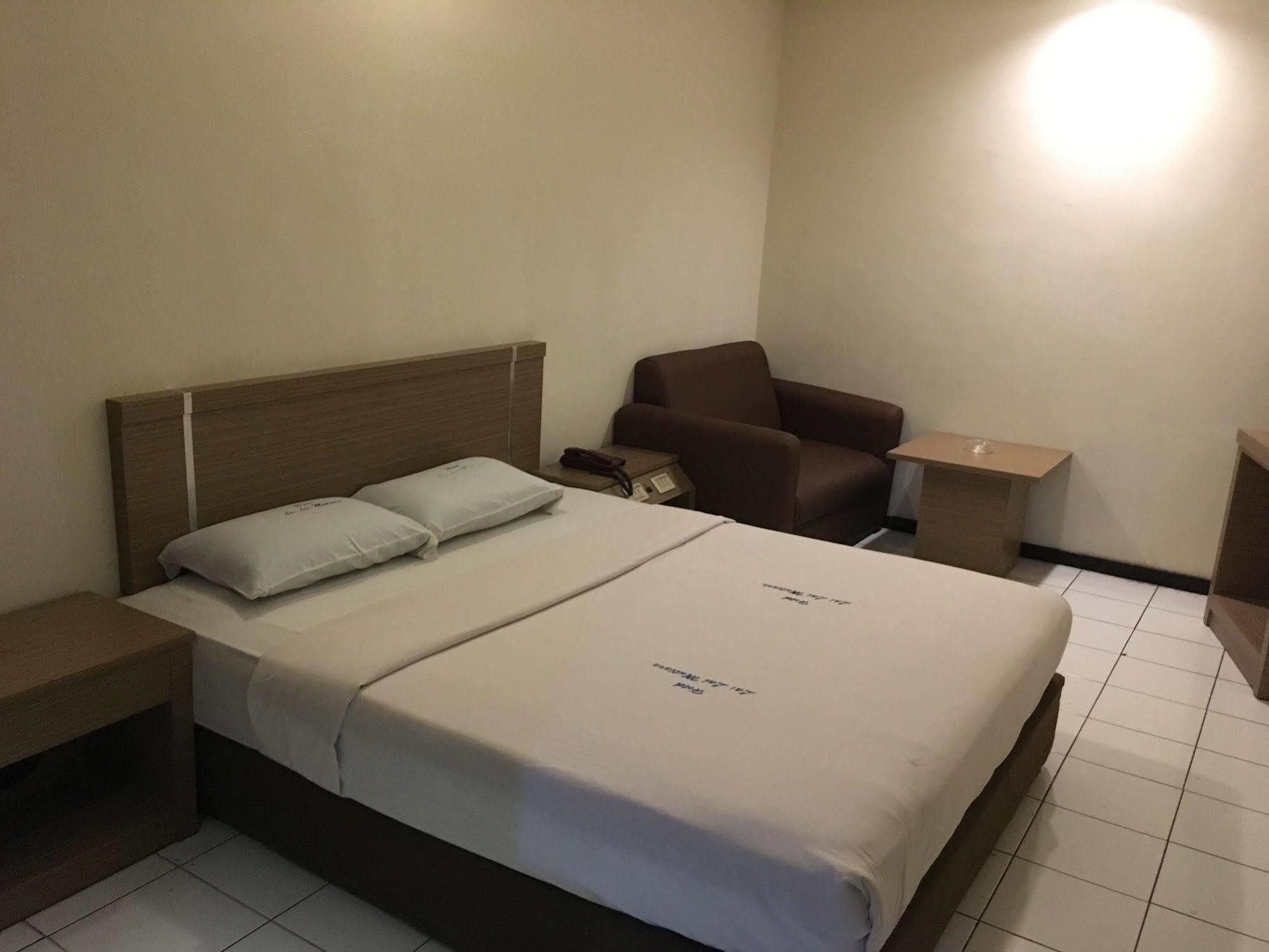 Lai Lai Mutiara Hotel Batam Exterior foto